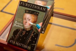 Švedų istorikė mano radusi lietuvišką lobį – Kotrynos Jogailaitės vestuvinę karūną 