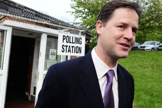 „Facebook“ pasamdė tarptautinių reikalų skyriaus vedėju buvusį Britanijos vicepremjerą