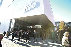 MO muziejaus vaizdų dėlionė – ir mūsų pačių atspindys