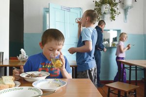 Nuo užsieniečių įvaikintojų šeimų rusai nuslėpė sunkias našlaičių ligas