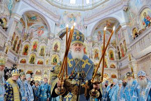 Rusijos ir Ukrainos stačiatikių bažnyčių skilimas virto aršia politine kova
