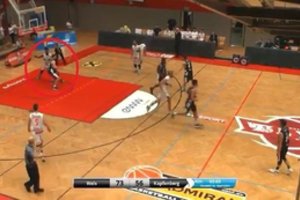 Agresijos protrūkis krepšinio aikštėse: kumščiais švaistytasi Lenkijoje ir Austrijoje