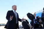  D.Trumpas atsitraukė nuo ankstesnės pozicijos, kad Saudo Arabijos paaiškinimas dėl J.Khashoggi nužudymo yra patikimas.<br> Reuters/Scanpix nuotr.