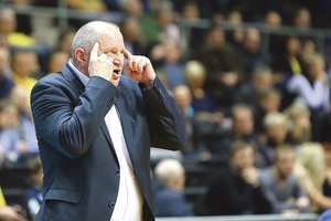 Po netikėto pralaimėjimo „Skycop“ treneris V. Šeškus pratrūko: „Gal kitąkart be lanko žaisime?“