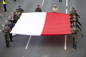 Priverstinai į pensiją išleisti Lenkijos Aukščiausiojo Teismo teisėjai sugrįžta į darbą
