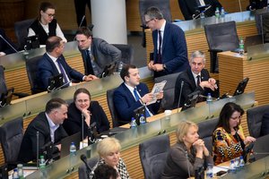 Seime šaukiamas neeilinis posėdis – laukia S. Skvernelio pasiaiškinimo