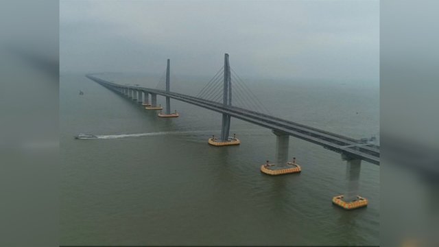 Atidarytas ilgiausias pasaulyje tiltas – vaizdai tiesiog atima žadą