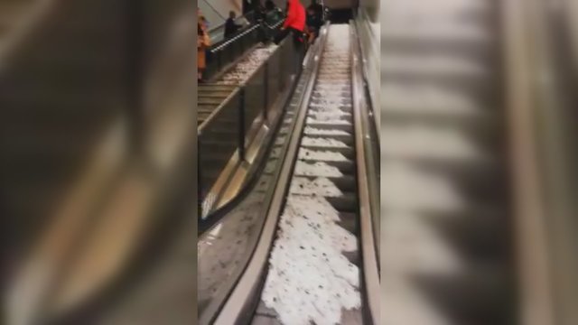 Pamatytas vaizdas išgąsdino metro lankytojus – ne iš karto suprato, kas vyksta