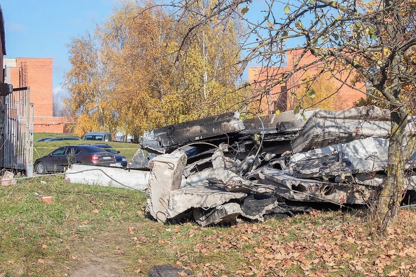 Per sprogimą garaže Panevėžyje žuvo žmogus.<br> L.Varanausko (jp.lt) nuotr.