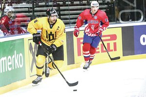 Dainius Zubrus ledo ritulio turnyre Vilniuje įvarčių rinktinei tikrai nemedžios