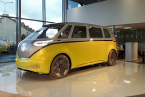 „Volkswagen“ elektrinis mikroautobusas netrukus pasirodys gatvėse: jo galia sunku patikėti