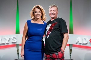 I. Valinskienė Ž. Žvagulį prirėmė prie sienos dėl gandų apie neištikimybę