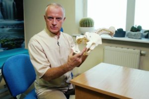 Gydytojas D. Barkauskas: sveiko sėdėjimo nėra, bet yra taisyklės