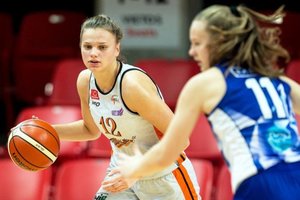 Europos taurės turnyre startavo vienuolika Lietuvos krepšininkių 