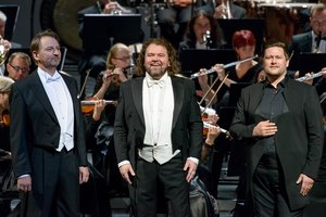 „Dedikacijoje“ tenorai gražiausias arijas skyrė Virgilijaus Noreikos atminimui