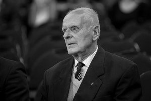 Mirė Vladas Kupstys, beveik pusę amžiaus ėjęs vienas pareigas Lietuvos plaukimo federacijoje