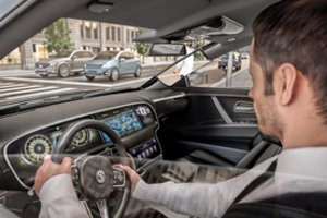 Sukūrė neregėtą technologiją, dėl kurios vairuotojas gali matyti gerokai daugiau