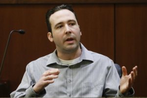 JAV – nužudymas tarsi iš siaubo filmo: iš savo aukos gimdos išpjovė kūdikį 