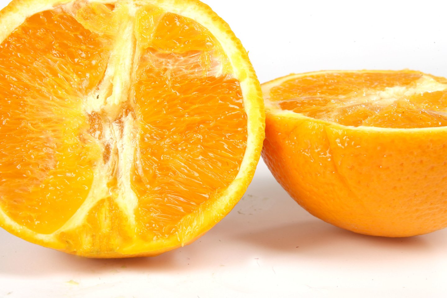 Iš apelsino žievelės galima pagaminti natūralią kvapią plovimo priemonę.<br>AP nuotr.