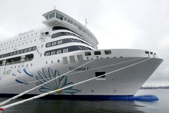 Prie Švedijos krantų įstrigo estų keltas su keleiviais