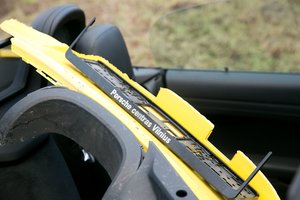 Prabangaus automobilio vairuotojas nepraleido dviratininko