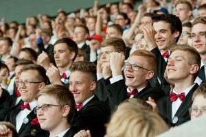 Berniukų chorų festivalis pagerbs kompozitorių, pedagogą Leonardą Bernsteiną