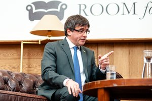 Ispanų prokurorai prašo skirti iki 25 metų kalėjimo Katalonijos separatistų lyderiams