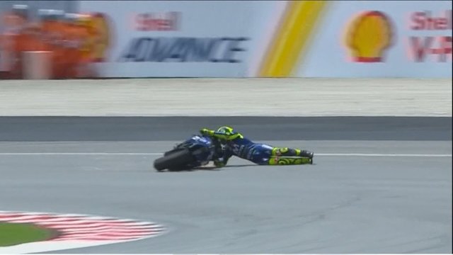Ilgą laiką dominavęs V. Rossi nesuvaldė motociklo ir krito