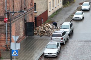 Šis kainų šuolis nesuskubusiems tuština pinigines: žiemą gali tekti šalti