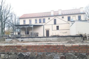 Su medine Palangos kurhauzo dalimi iš pelenų kyla istorija