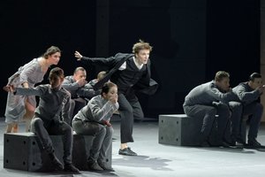 Šokėjas Ernestas Barčaitis: „Iš didmiesčių gera sugrįžti į savus namus“