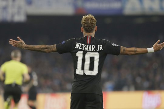 Neymaras įtūžo ant teisėjo: prakalbo apie pagarbos nebuvimą