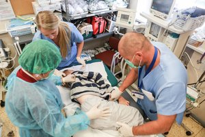 Medikų algų didinimui kitąmet numatyta skirti 50 mln. eurų