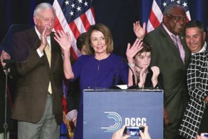 Po rinkimų amerikiečius užplūdo dvejopi jausmai: džiaugiasi abi barikadų pusės