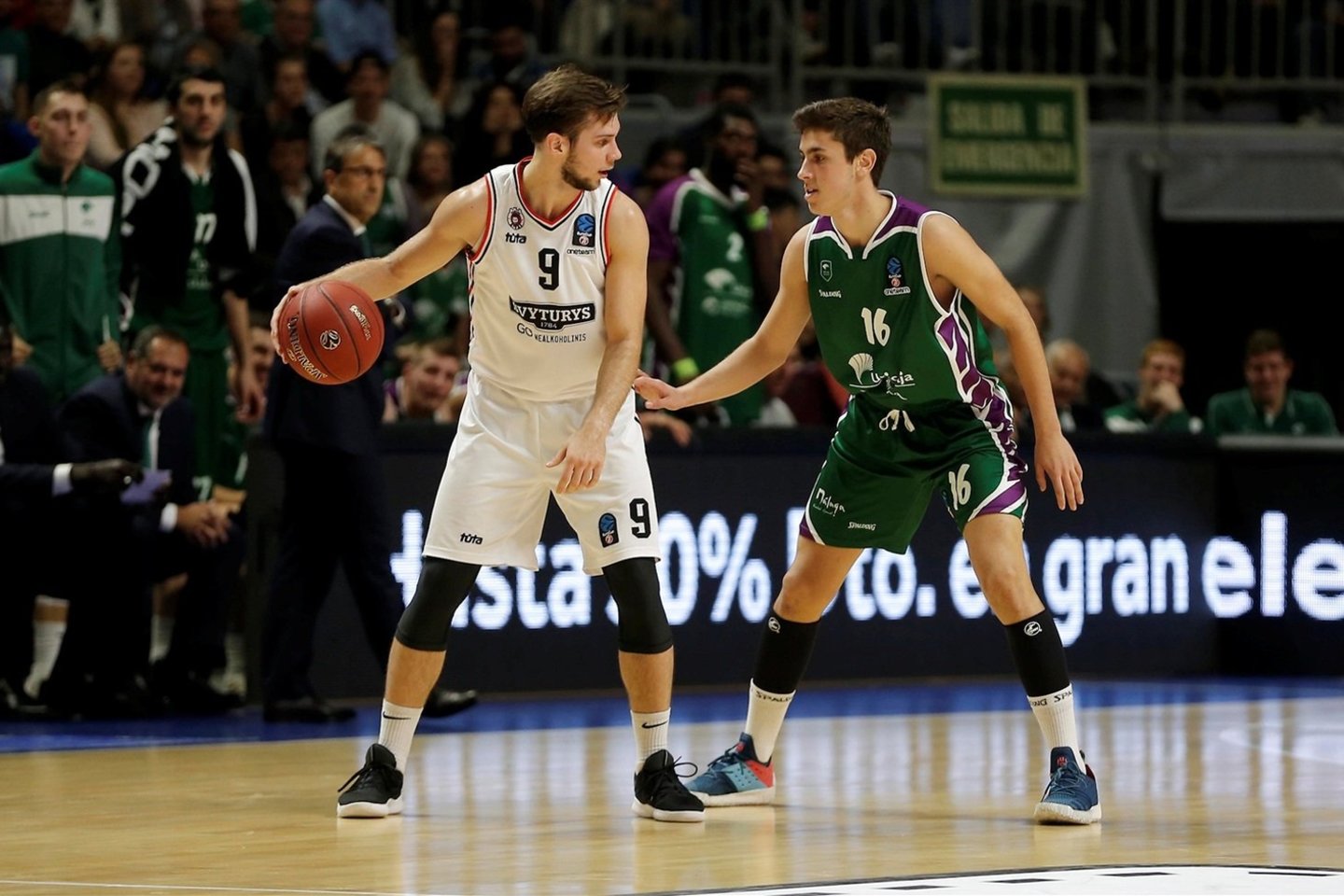  A.Pilauskas gavo nemažai žaidimo laiko Malagoje.<br> eurocupbasketball.com nuotr.