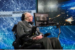 Parduotas mokslo žvaigždės S. Hawkingo neįgaliojo vežimėlis: paklojo šimtus tūkstančių