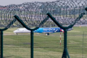 Estijos „Nordica“ dėl finansinių sunkumų atsisakys dalies skrydžių ir darbuotojų