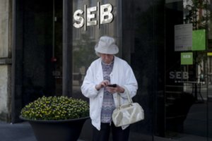 Savaitgalį laikinai sutriks atsiskaitymas SEB banko mokėjimo kortelėmis