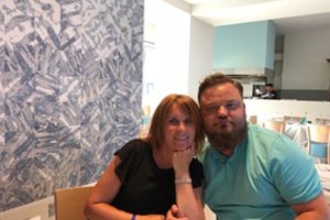 Klaipėdiečio gyvenimo kontrastai: nuo maisto paieškų konteineriuose iki įstaigos vadovo posto