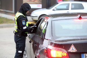 Svarbi eismo taisyklė įsigaliojo jau penktadienį: pražiopsojusių laukia ne tik baudos
