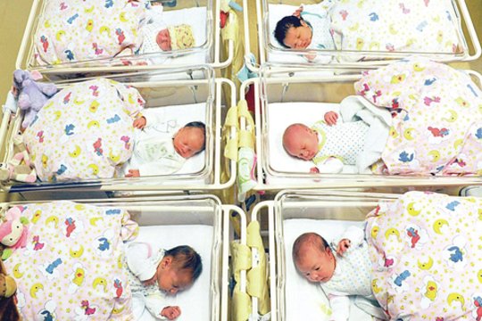Atimtų kūdikių verksmas pasaulyje aidi jau keliasdešimt metų