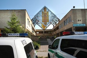 Taupant lėšas Vilniuje į vieną sujungiami du policijos komisariatai