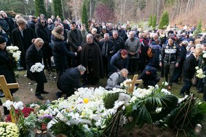 Minios žmonių išlydėjo aktorių Arūną Storpirštį į amžinąją kelionę