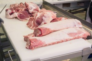 Kiaulių skerdimo apimtys didėjo, o supirkimo kaina mažėjo