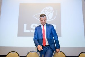Griežtą VRK sprendimą išgirdę socialdemokratai žada kreiptis į teismą: neteks 0,5 mln.