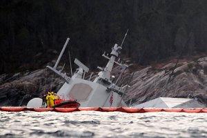 Su tanklaiviu susidūrusi norvegų fregata nuskendo