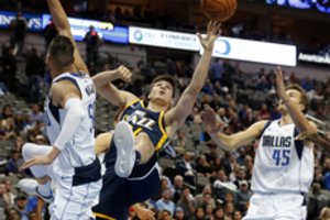 Pasityčiojimas iš varžovų: „Mavericks“ net 50 taškų skirtumu nušlavė „Jazz“ komandą