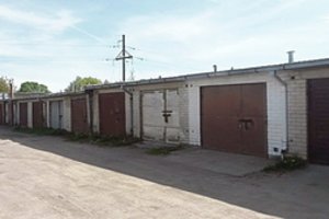 Trylika kartų teistas Pasvalio r. gyventojas vėl grobio ieškojo garažuose