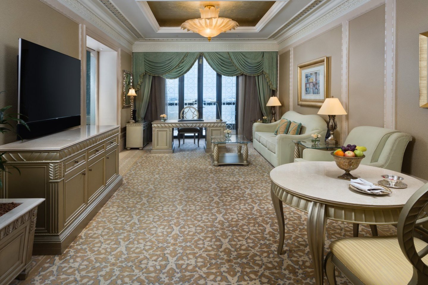 „Emirates Palace“ viešbutis Abu Dabyje.<br>kempinski.com nuotr.