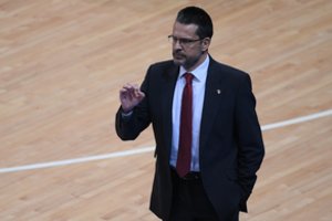 „Baskonia“ po nesėkmių serijos atsisveikino su treneriu P. Martinezu